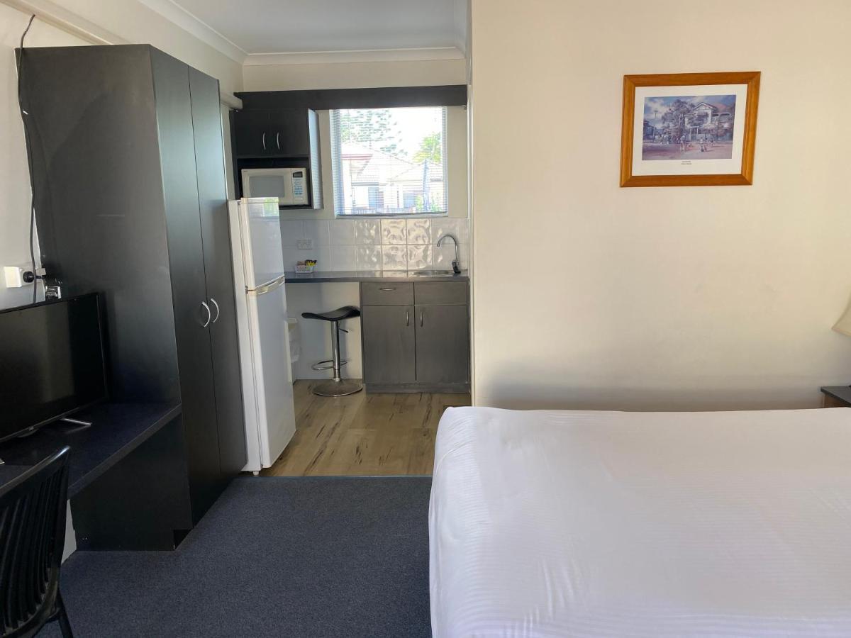 Hervey Bay Motel Exterior photo
